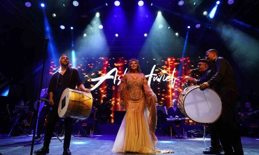 Aslı Hünel’den Bursa’da müzik ziyafeti