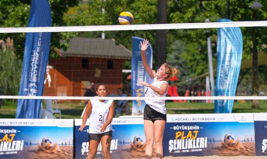 Kocaeli plaj şenliklerinde sporun coşkusu: 539 sporcu mücadele etti