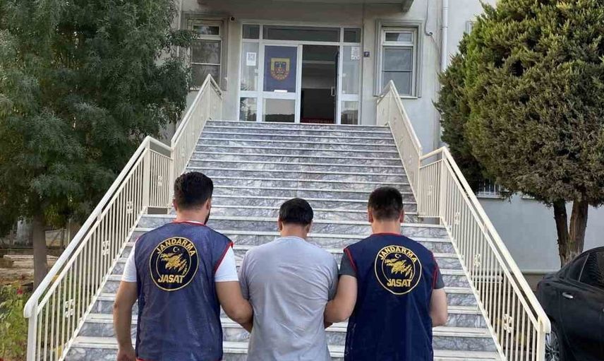 Aydın’da aranan 3 hükümlü jandarmadan kaçamadı