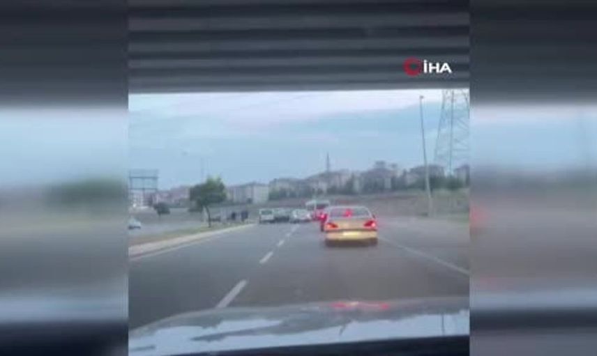 Batman'da üç aracın karıştığı zincirleme kaza: Maddi hasar var ama can kaybı yok