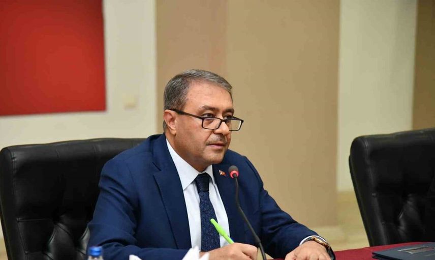 Şanlıurfa'da meydana gelen deprem sonrası valilik ve belediyeden açıklama