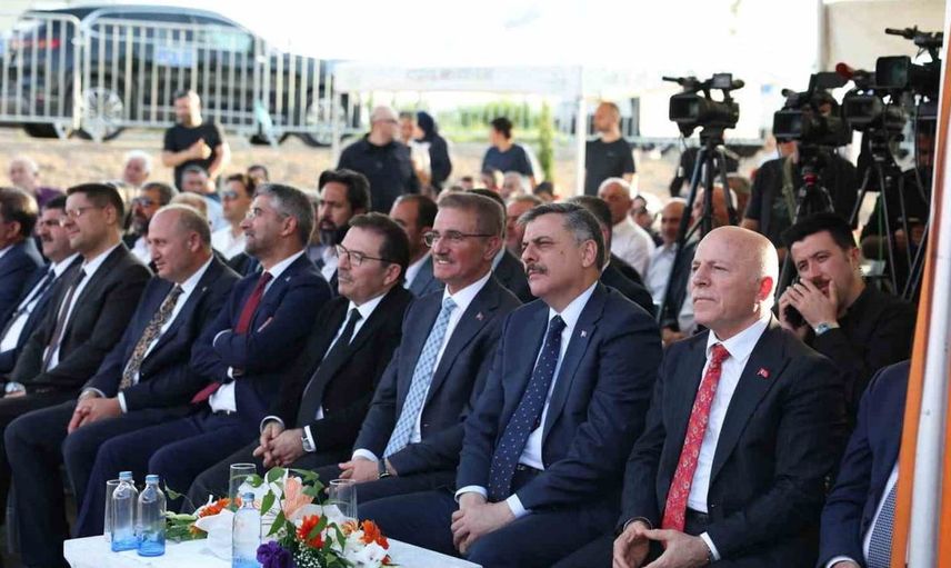 Bakan Çiftçi, Aziziye’de toplu açılış törenine katıldı