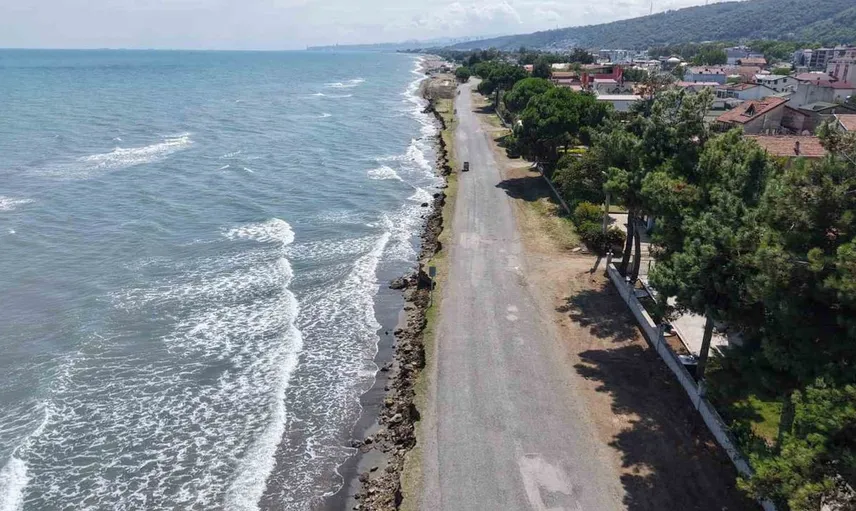 Samsun'da kıyı erozyonu tehlikesi: Yapılar tehdit altında