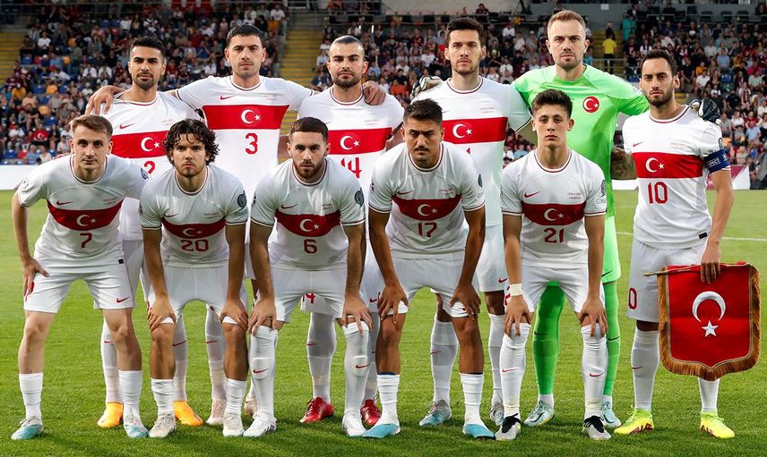 A Milli Futbol Takımı, Galler maçı hazırlıkların sürdürdü