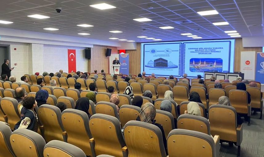 Denizli'de umre yolcuları için bilgilendirme semineri gerçekleştirildi