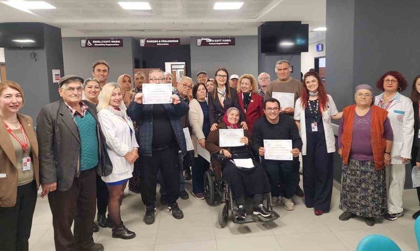 Bozdoğan'da çocuklar bisiklet kortejiyle cumhuriyeti kutladı