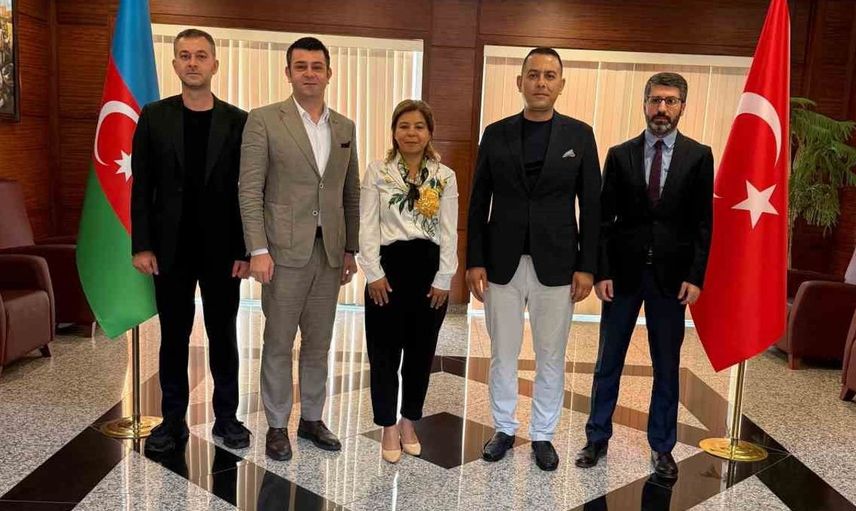 Aosb heyeti bakü'de yeni iş birlikleri için temaslarda bulundu