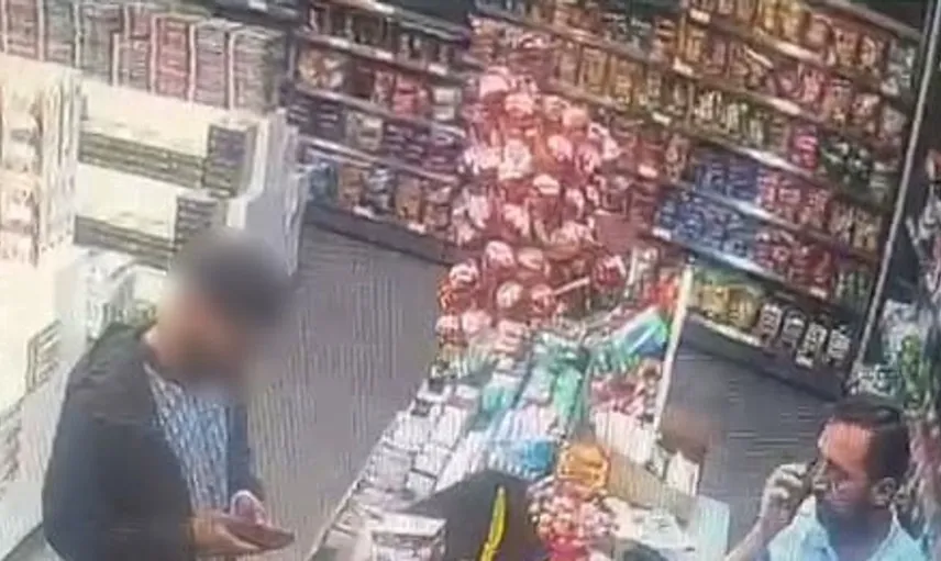 Edirne'deki akaryakıt istasyonunda gasp girişimi ve bıçaklı saldırı görüntüleri kaydedildi