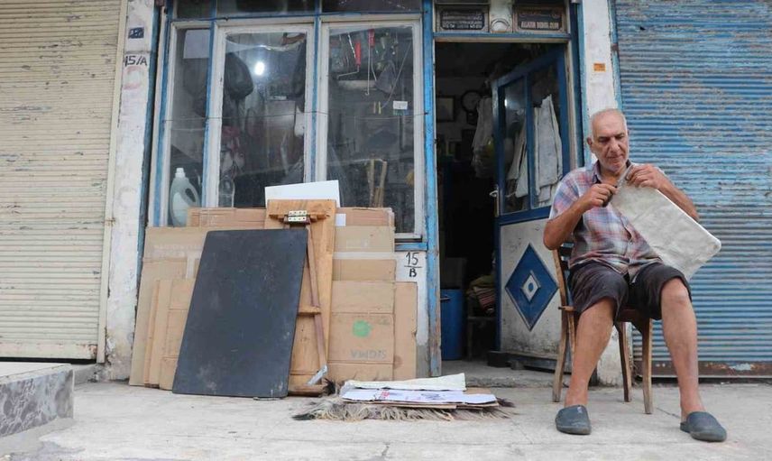 Adana'nın dericilik geleneğini sürdüren kardeşler: elle peynir tulumu üretiyorlar