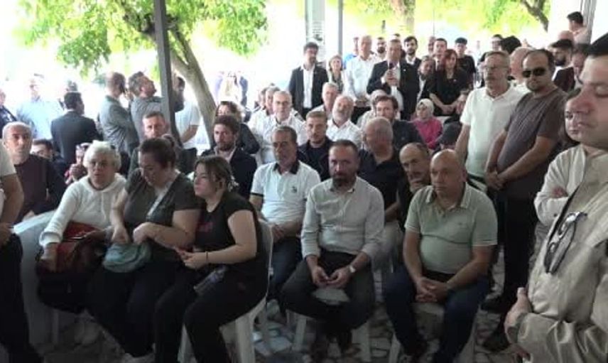Özgür Özel Bursa’da tarım sorunlarını gündeme getirdi: Çiftçilerin yüzünü güldüreceğiz