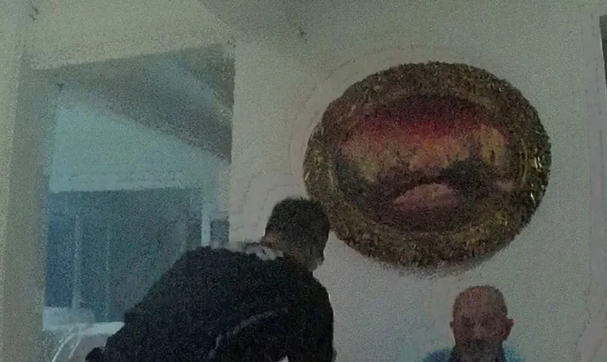 Fethiye'de yangın içinde yaşam mücadelesi veren huzurevi sakinlerine polis dayanışması