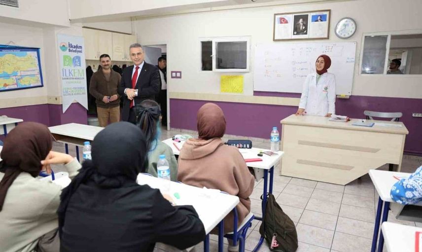 İlkadım Belediyesi gençlerin gelişimine yönelik projelerle dikkat çekiyor