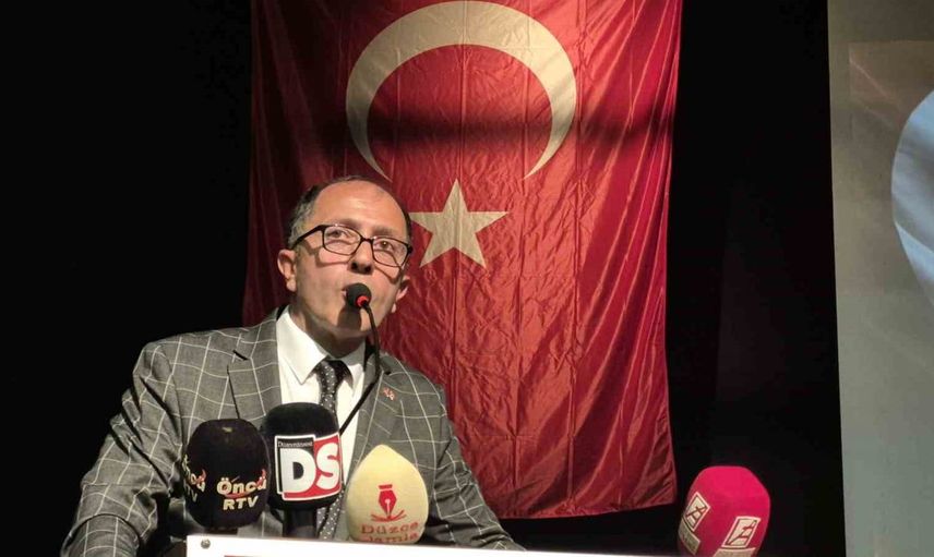 MHP Düzce il kongresinde güven tazeleyen başkan: İlhami Caboğlu