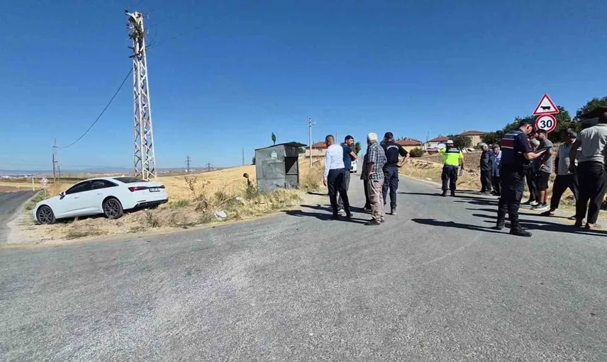 Eskişehir'de iki otomobil çarpıştı: 5 kişi yaralandı