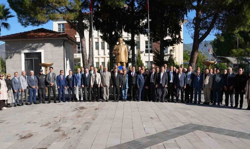 Köyceğiz’de muhtarlar günü anlamlı bir şekilde kutlandı
