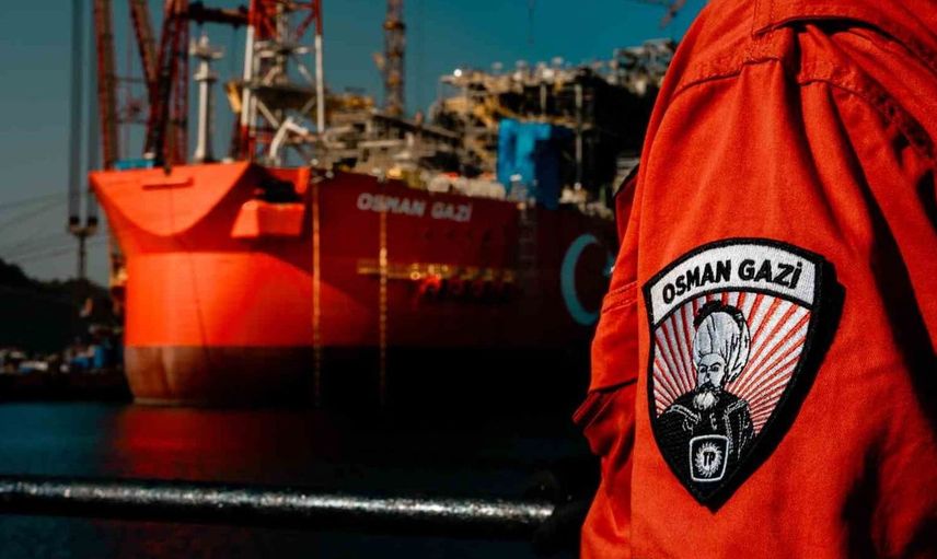 Osman Gazi yüzer üretim platformu, Mavi Vatan'daki görevi için yola çıkıyor