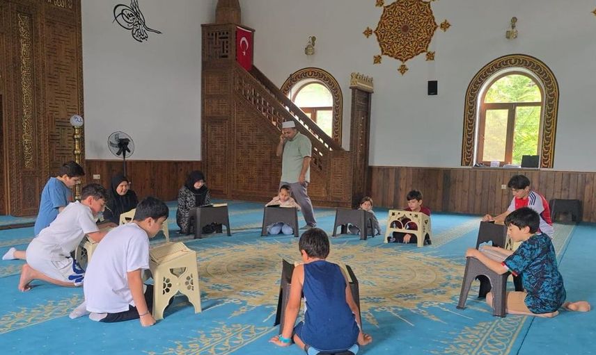 Fatsa'da yaz Kur’an kursunda öğrencilere ikram yapıldı