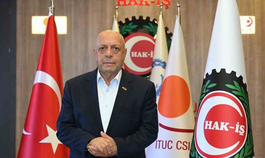 Cumhuriyet Bayramı’nda birlik ve dayanışma mesajı veren HAK-İŞ Başkanı Arslan: ‘Cumhuriyetimize nice yıllar’