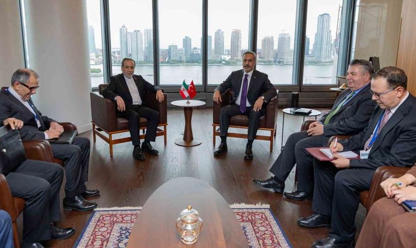 Hakan Fidan ve Abbas Arakçi New York'ta buluştu