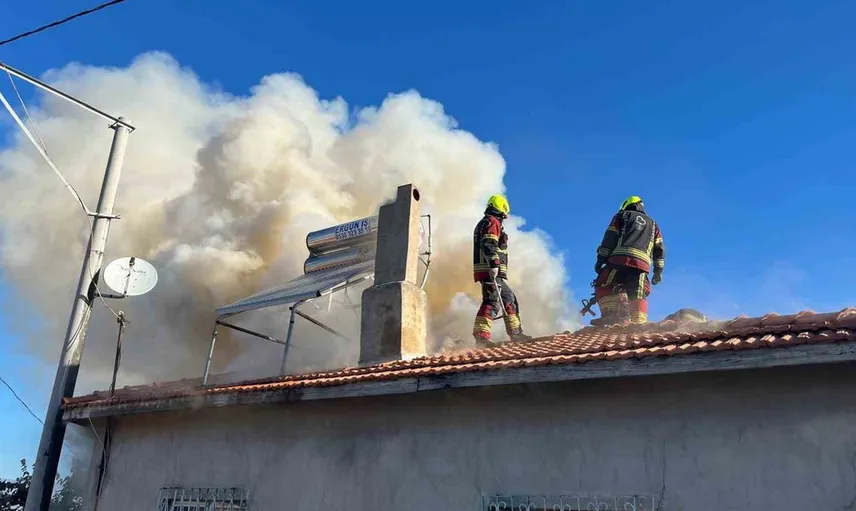Hisarköy'deki ev yangınına itfaiye hızlı müdahale