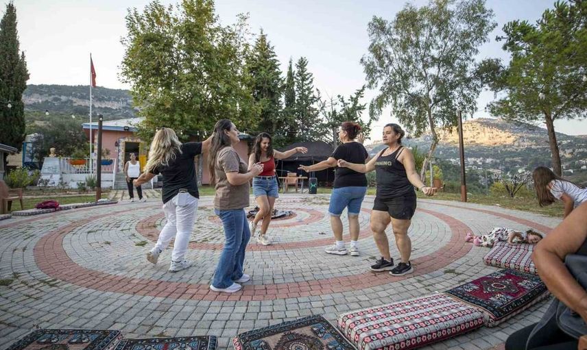 Mersin'deki anne ve çocuk kampında doğa ve dayanışma buluştu