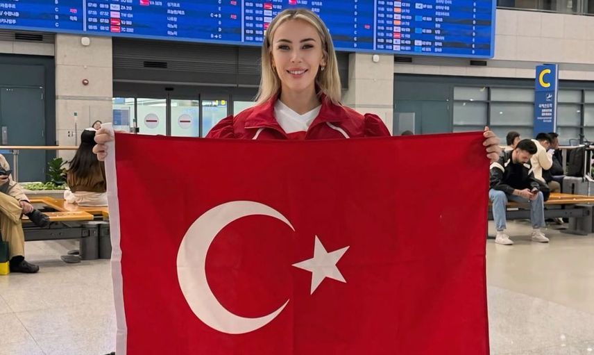 Ereğli'den dünya şampiyonasına gidecek olan Nagehan Tutuş heyecanla yola çıktı