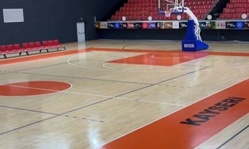 Kayseri'nin atatürk spor salonu, yenilenen yüzüyle hizmete girdi