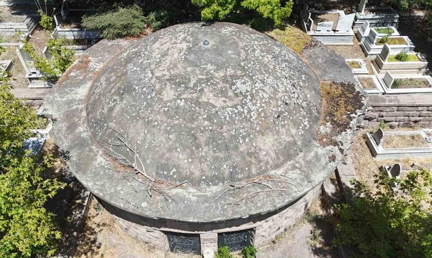 Cebeci Asri Mezarlığı'ndaki krematoryum kemik deposuna dönüştürüldü