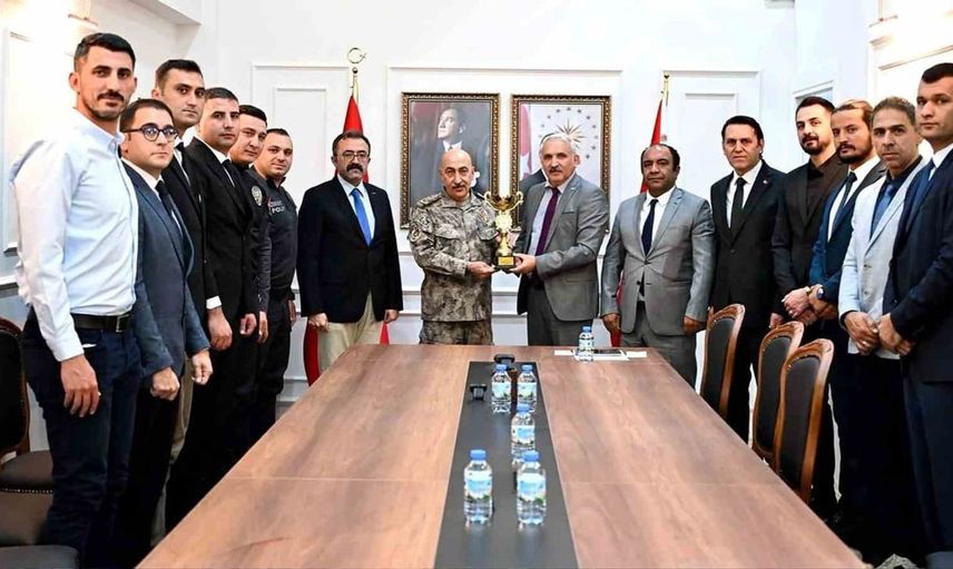 Muğla emniyet voleybol takımı il birinciliğiyle bölge müsabakalarına hazırlanıyor