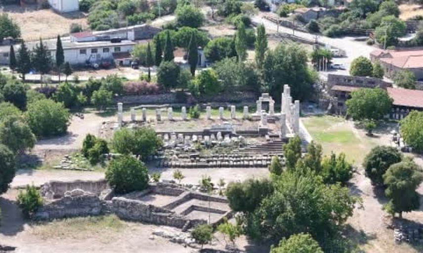 Çanakkale’de 1500 yıllık dibek ve 1300 yıllık depo küpleri bulundu