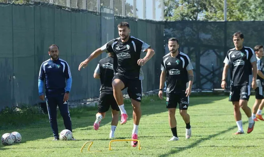 Florian Aye Kocaelispor'da mutluluğunu ve hedeflerini paylaştı
