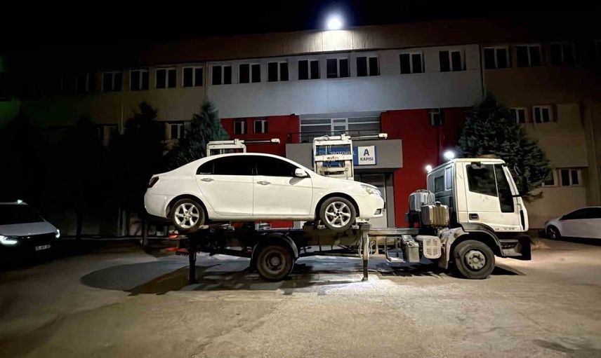 Alkollü sürücü 'dur' ihtarına uymayınca ceza yağdı