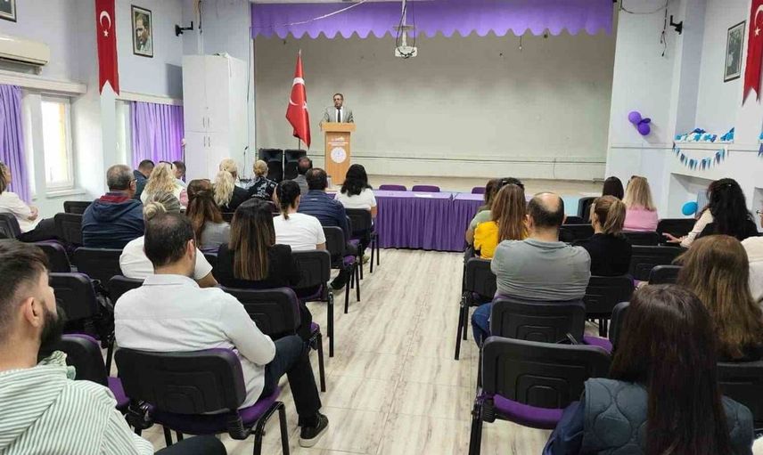 Kuşadası'nda okul yöneticilerine şiddet önleme semineri düzenlendi