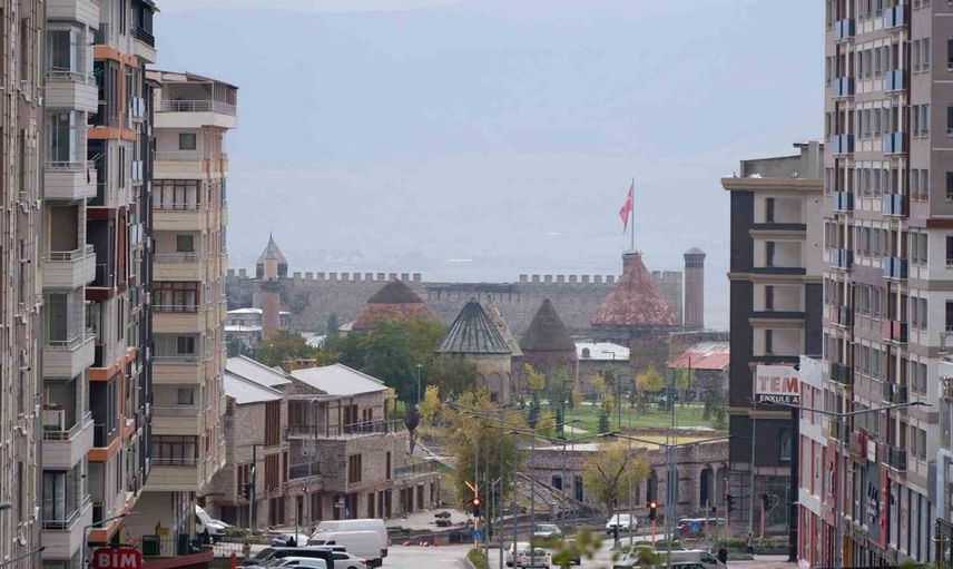 Doğu Anadolu ve Karadeniz için fırtına uyarısı: Meteoroloji kritik detayları açıkladı