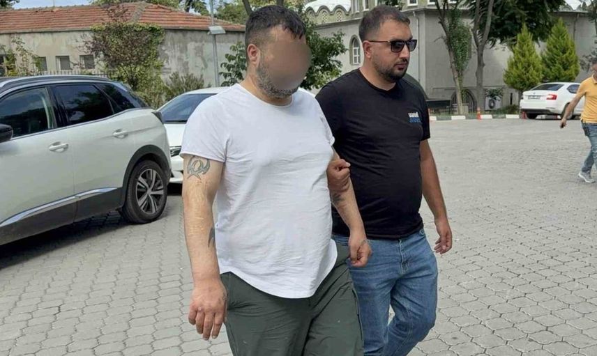 Samsun'da bıçaklı saldırı: Tanımadığı kadını ağır yaraladı