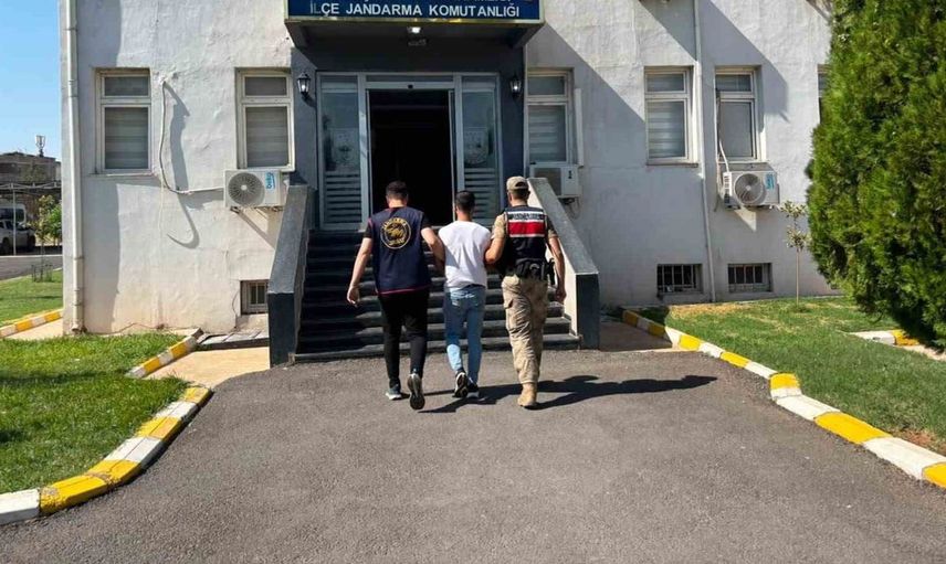 Viranşehir'de 7 yıl hapis cezası bulunan hırsız suçüstü yakalandı