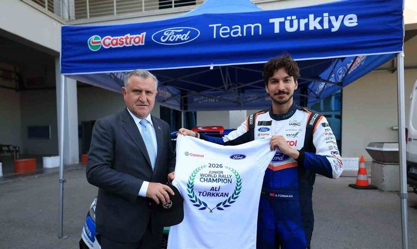 Formula 1 Türkiye Grand Prix’si öncesi bakan bak pistte tecrübe yaşadı