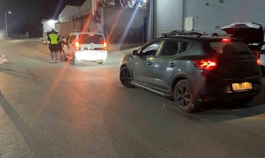 Polisin 'dur' ihtarına uymayan sürücü, 490 bin lira ceza aldı