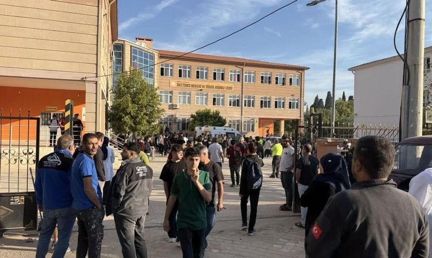 Turgutlu'daki silahlı saldırıdan sonra tanıklar konuştu: 'Ellerinde tüfek vardı, müdahale edemedik'