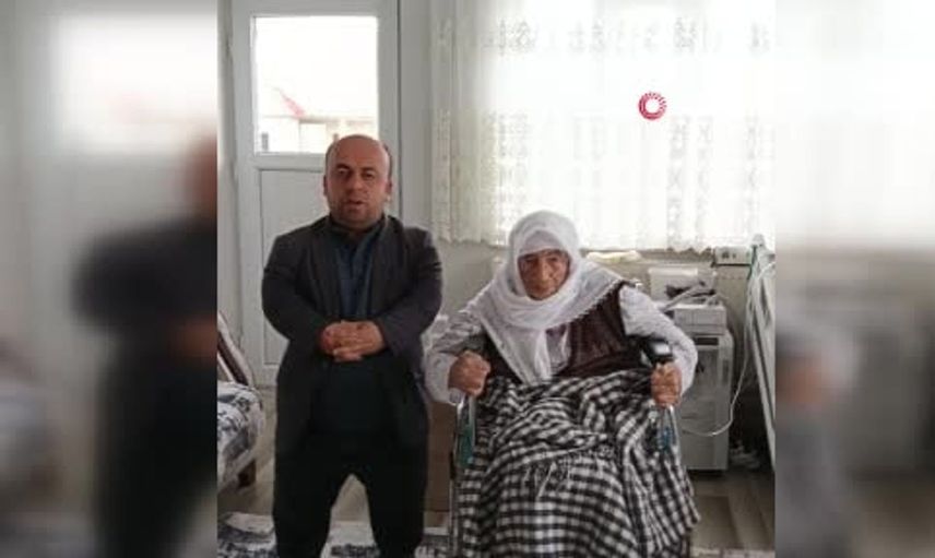 Yüksekova'da hayırseverlik örneği: Hatun Teyze tekerlekli sandalyesine kavuştu