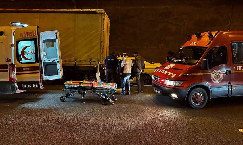 Bolu Dağı Tüneli'nde meydana gelen kazada baba ve oğlu yaralandı