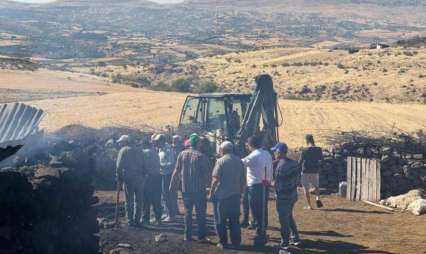 Ankara'da çiftlikte çıkan yangın 70 hayvanı hayattan kopardı
