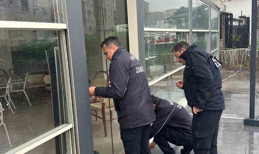 Başakşehir'deki kafe, ilginç reklam nedeniyle mühürlendi