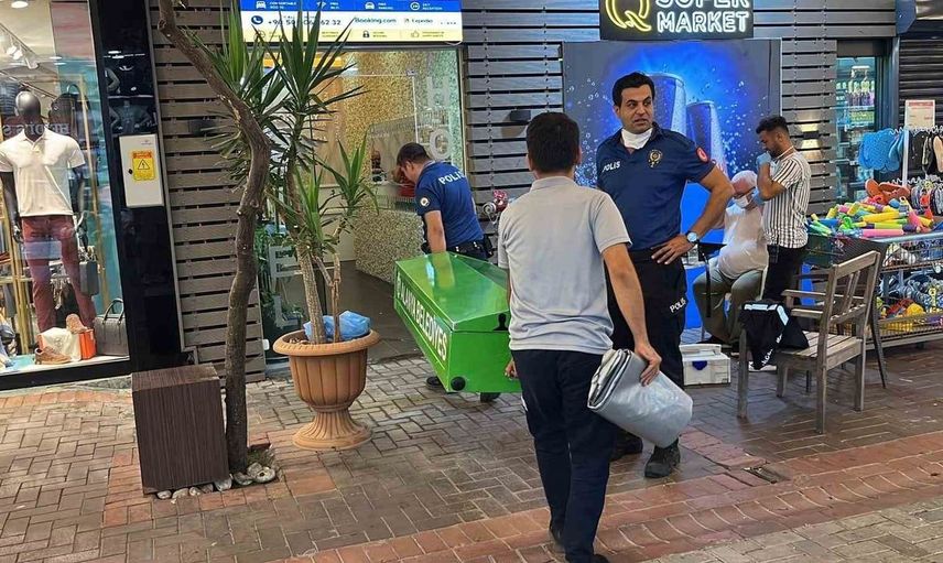 Alanya'da İsveçli turistin odasında hayatına veda ettiği belirlendi