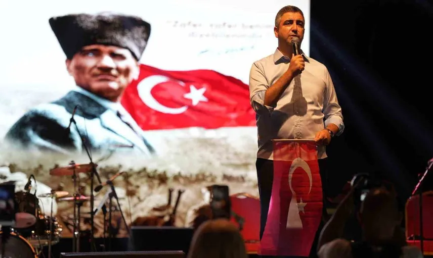 Büyük Zafer'in 104. yıl dönümü Kartal'da coşkuyla kutlandı