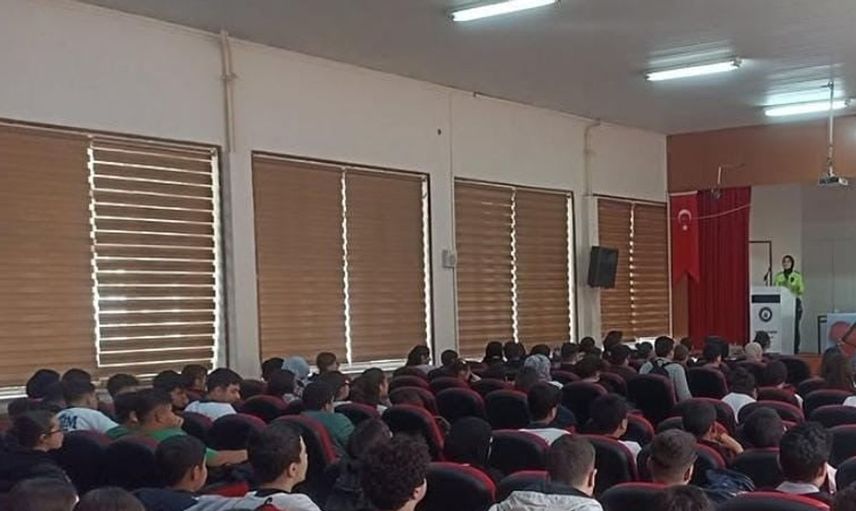 Kilis'te öğrencilere trafik güvenliği eğitimi verildi