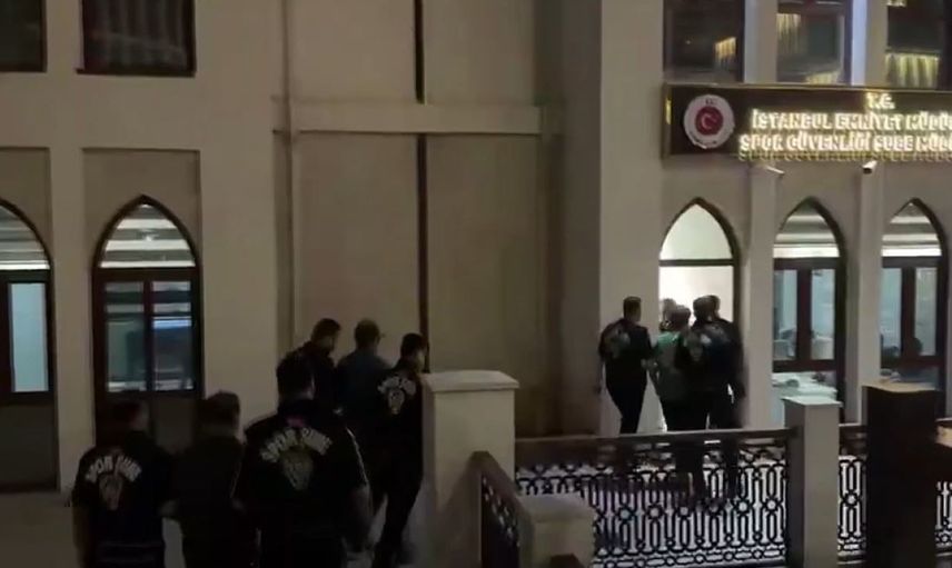 Galatasaray'ın şampiyonlar ligi maçı öncesi karaborsa bilet operasyonu düzenlendi