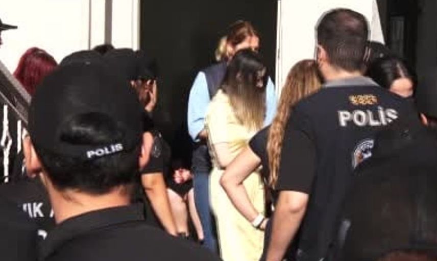 İstanbul'da forex dolandırıcılığı operasyonunda 54 şüpheli adliyeye sevk edildi