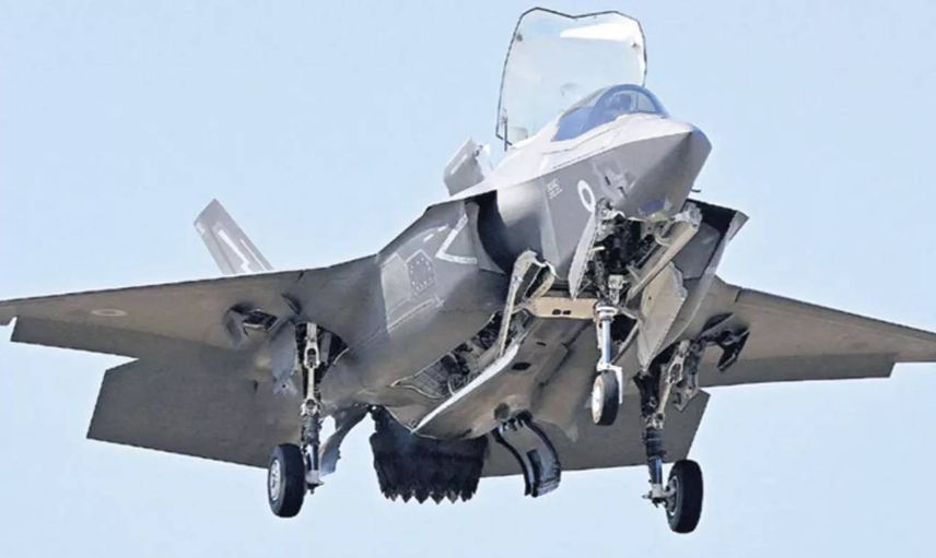 ABD F-35 savaş uçağı yere çakıldı: Pilot son anda hayatını kurtardı