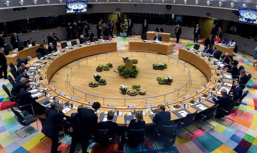 AB’den Rusya’ya kritik yaptırım: 200 milyar euro donduruldu